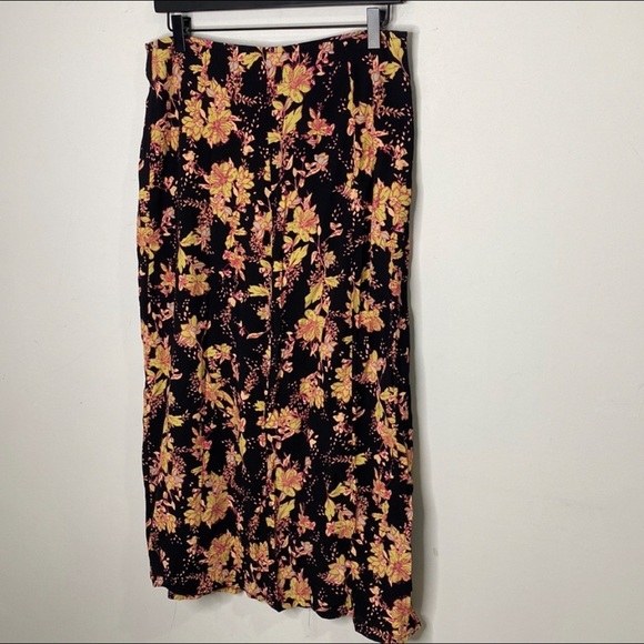 Free People Retro Love Floral Button Front MIDI Skirt - Picture 2 of 7